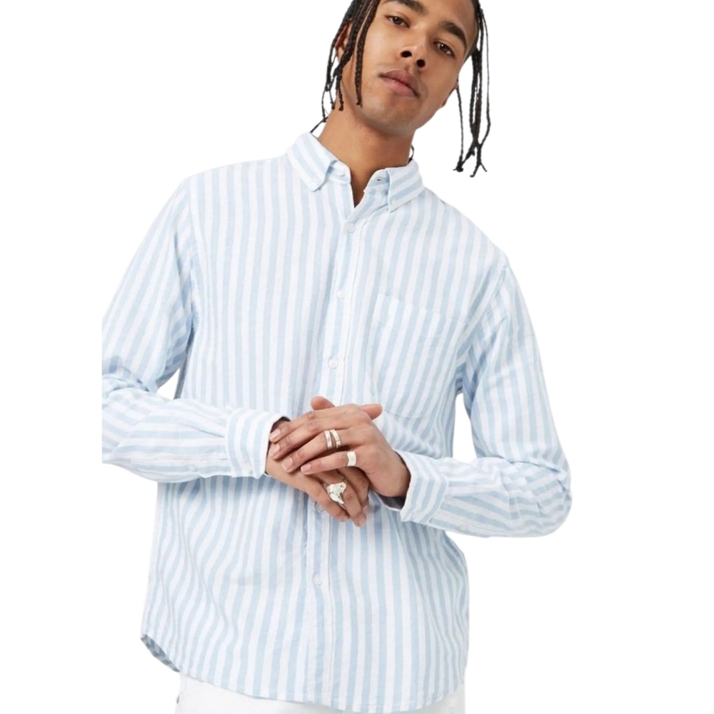 NWT Forever 21 Sky Blue & White Cotton Regular Fit Striped Shirt Size Small.
